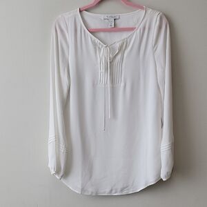 White House Black Market White Blouse with Tie Accent